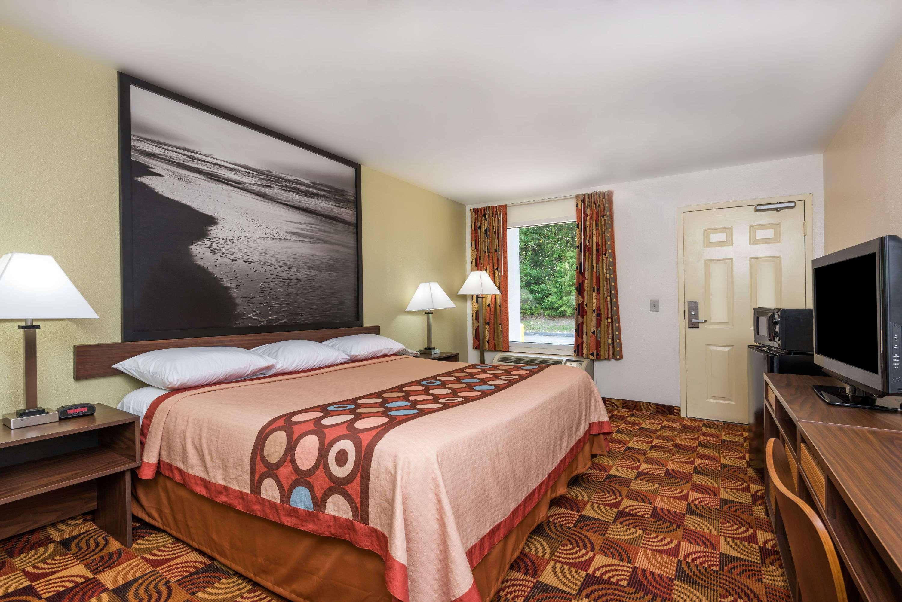 Super 8 By Wyndham Hotel Fayetteville