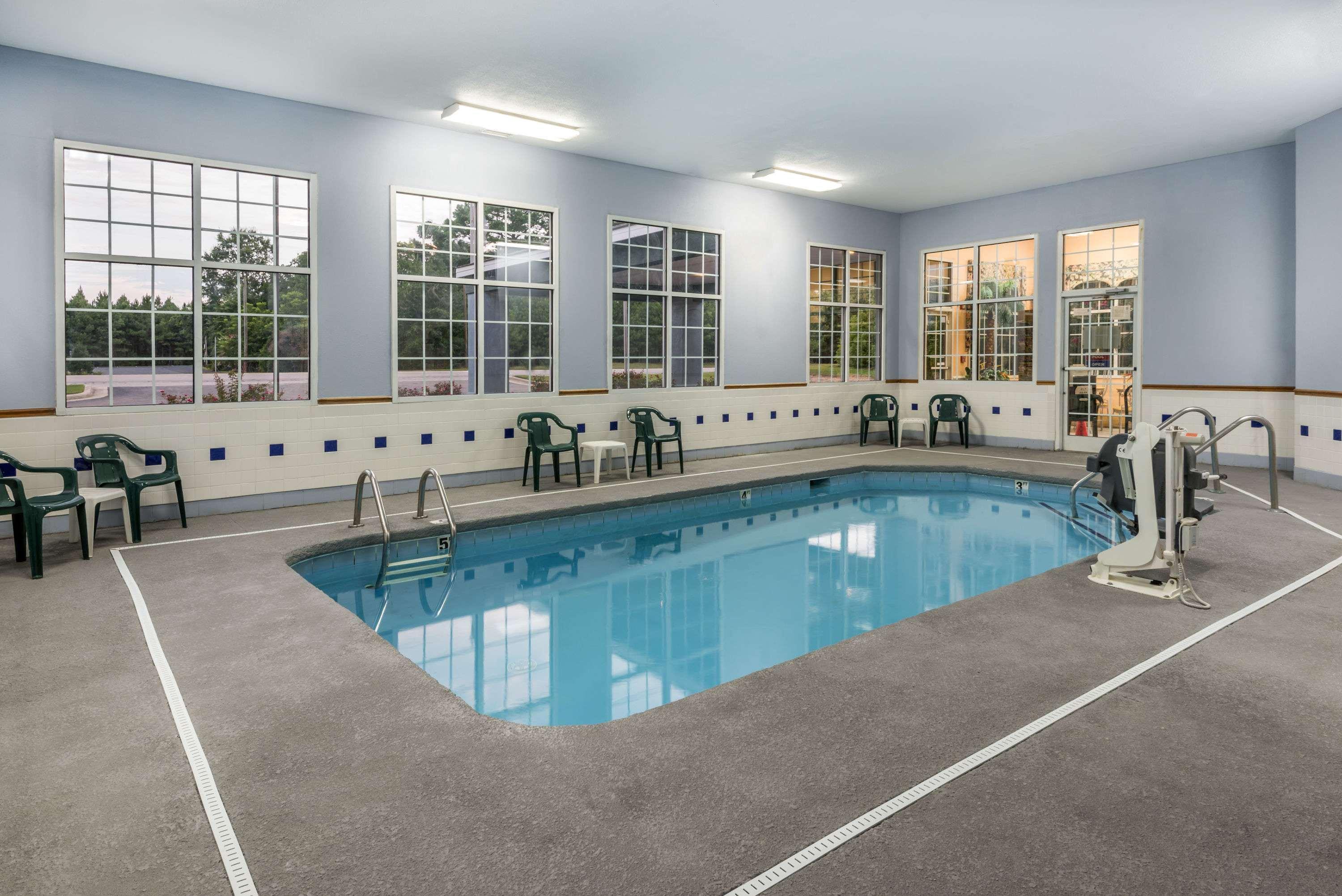 Super 8 By Wyndham