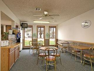 Super 8 By Wyndham * Fayetteville