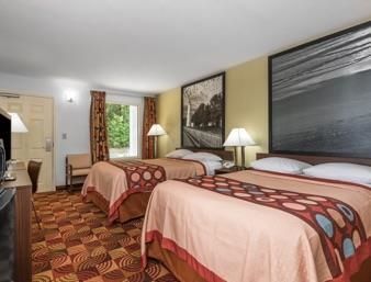 Super 8 By Wyndham Fayetteville