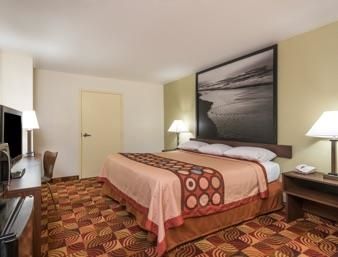 Super 8 By Wyndham *