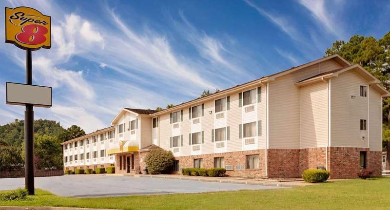 Hotel Super 8 By Wyndham Fayetteville
