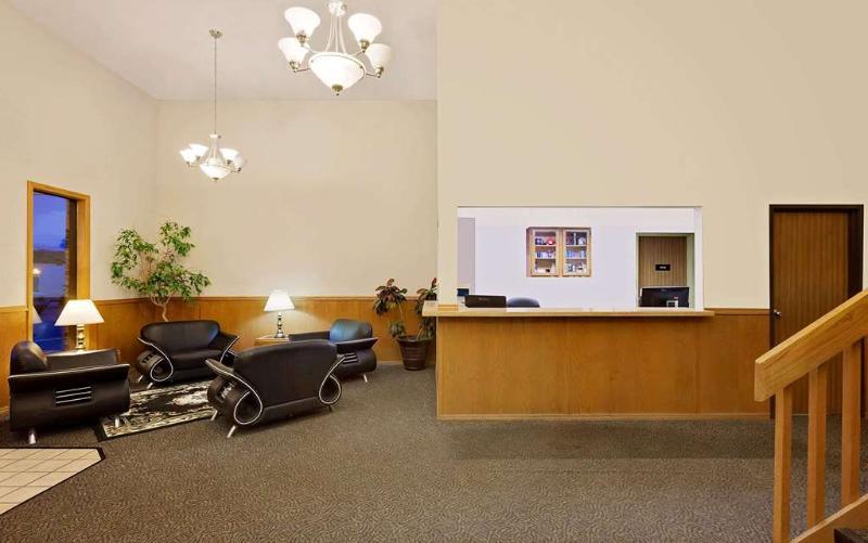 Super 8 By Wyndham Fayetteville