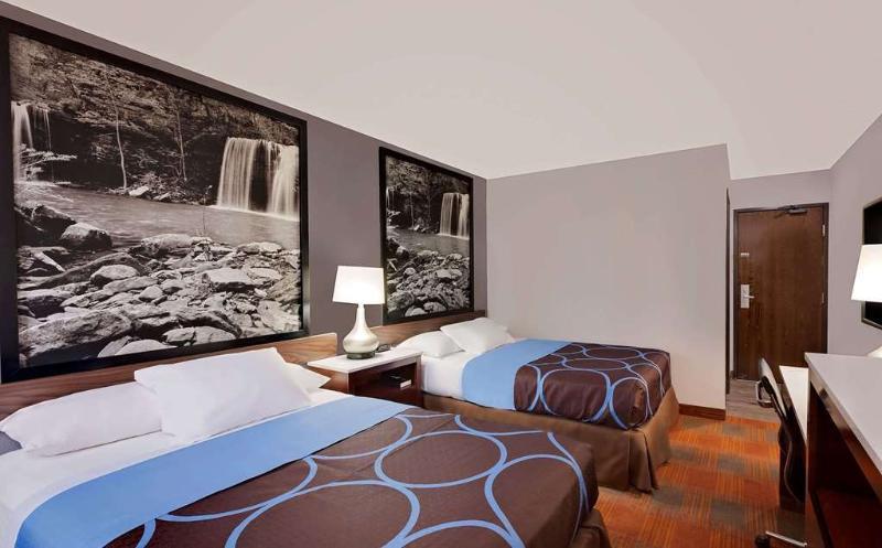 Super 8 By Wyndham Fayetteville