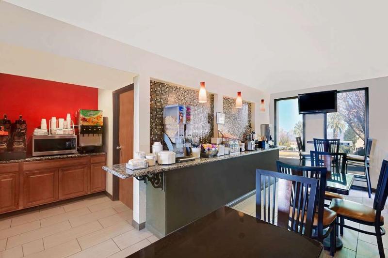 Super 8 By Wyndham Hotel Fayetteville